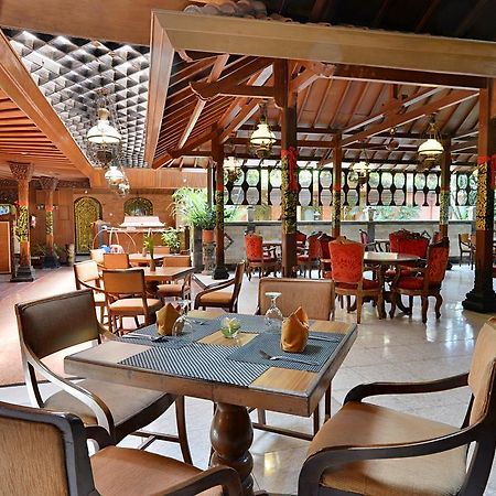 Zen Rooms Jogja Cendrawasih Pakualaman Bagian luar foto