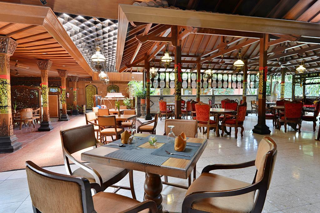 Zen Rooms Jogja Cendrawasih Pakualaman Bagian luar foto