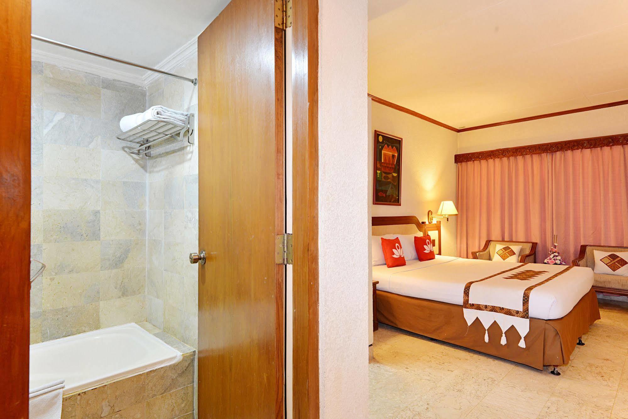 Zen Rooms Jogja Cendrawasih Pakualaman Bagian luar foto